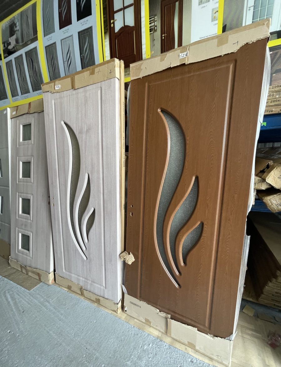 Usi interior suceava