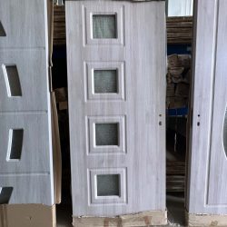 Usi de Interior Suceava Falticeni Usi potrivite pentru casa sau apartament confectionate pe trei dimesiune.