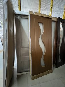 Uși de interior pnetru case sau apartamente in Rădăuți cu livrare direct din Magazinul din Suceava.