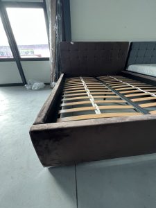 Pat Tapițat Suceava, cu somieră metalică 