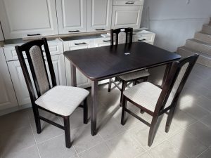 Masă cu Scane din Lemn in Suceava.Masă extensibilă