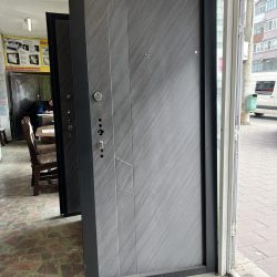Usi Metalice Gura Humorului