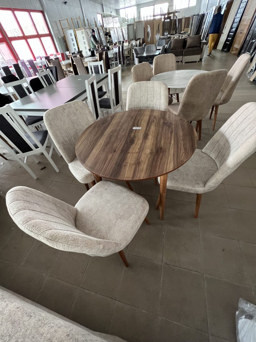 Set masa rotunda cu 4 scaune