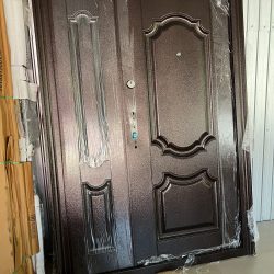 Uși duble pentru casa in Suceava de exterior.Uși rezinstente pentru exterior
