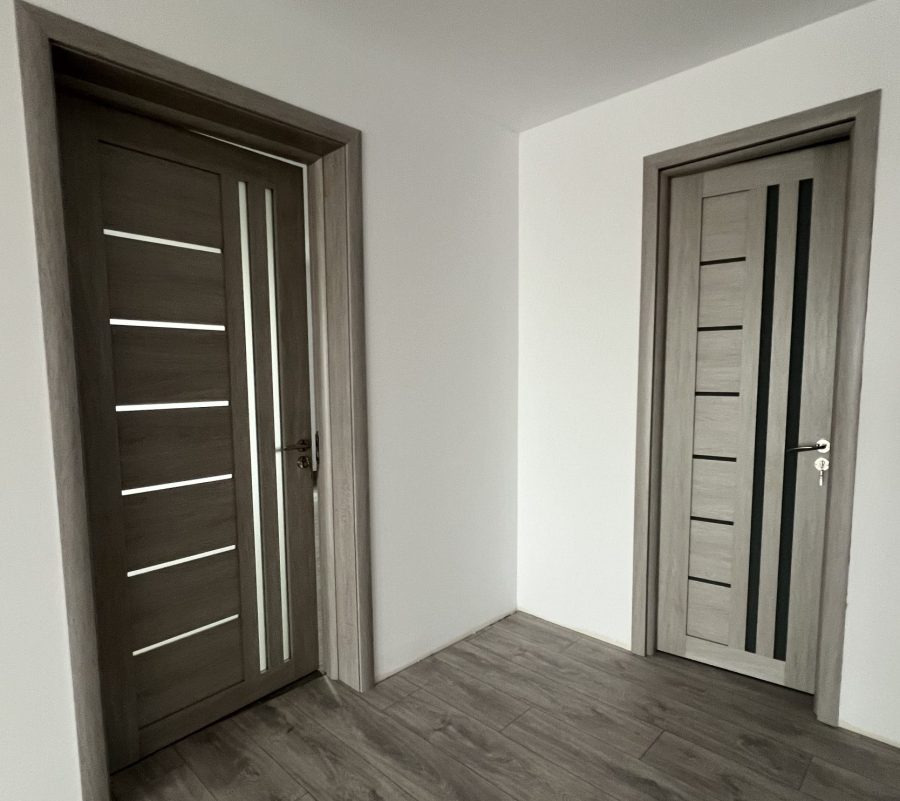 Usa Interior Suceava 017, complet echipate