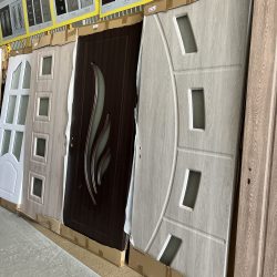 Usi interior Iasi 048 pe gri pentru intrare in camera