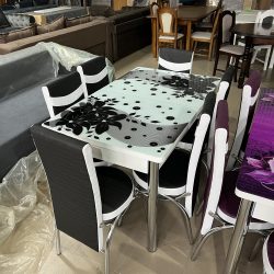 Masă scaune Suceava – masă extensibilă cu sticlă print + 6 scaune la bucatarie sau in camere la apartamente sau case.